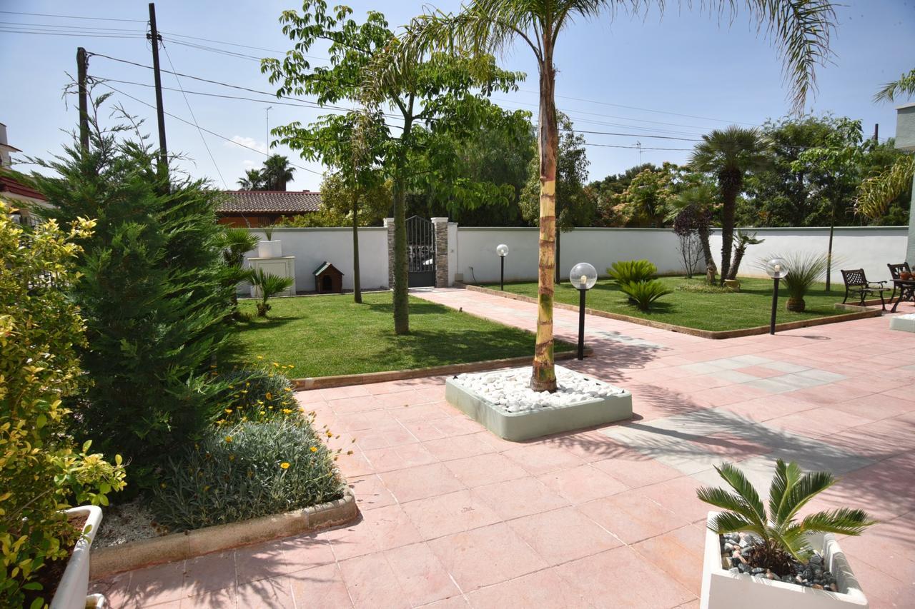 Villa Marzia Porto Cesareo Exterior photo